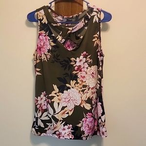 NY&C Sleeveless Cut Out Neck Floral Top